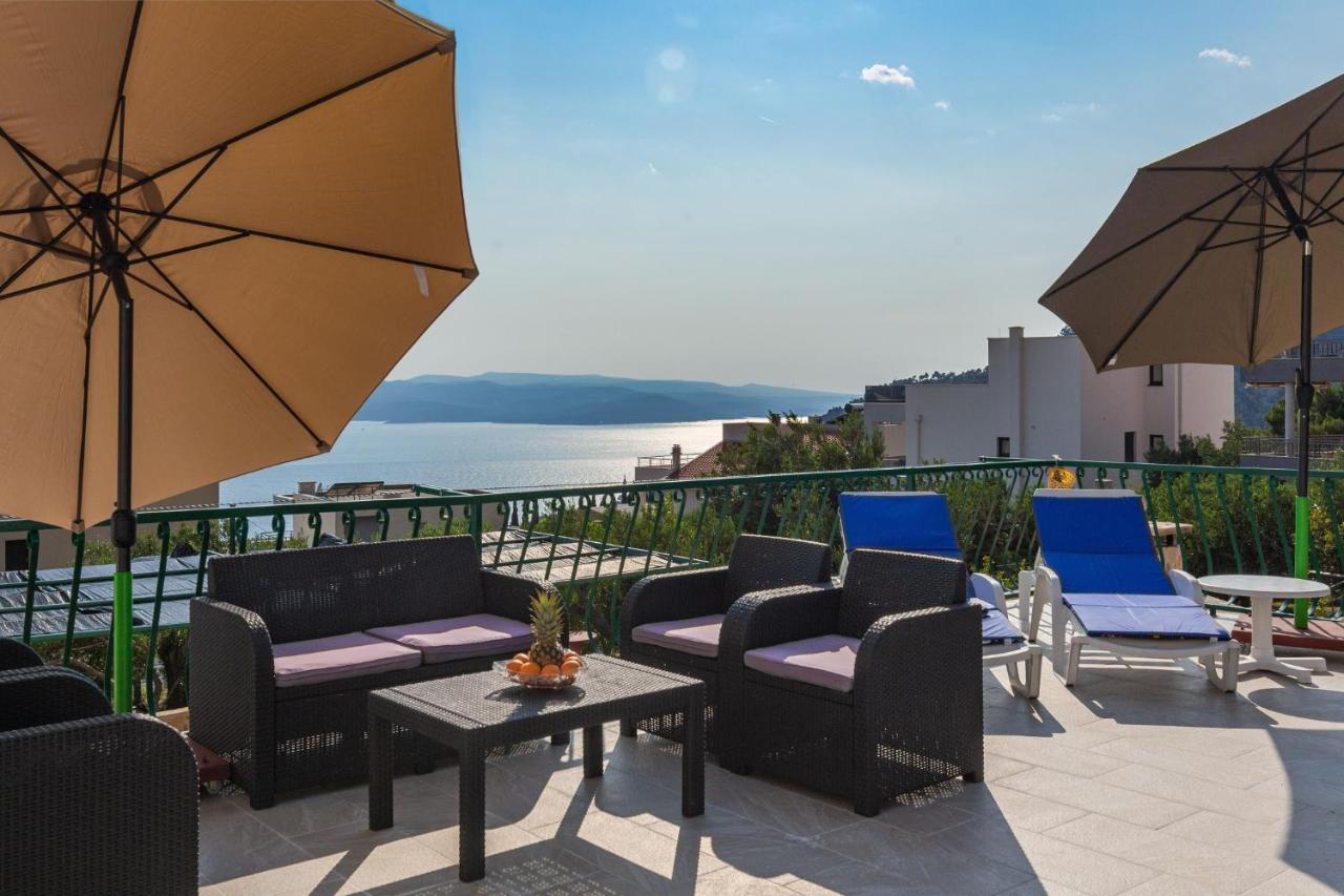 Navis Sea View Apartment With Pool Makarská Exteriér fotografie