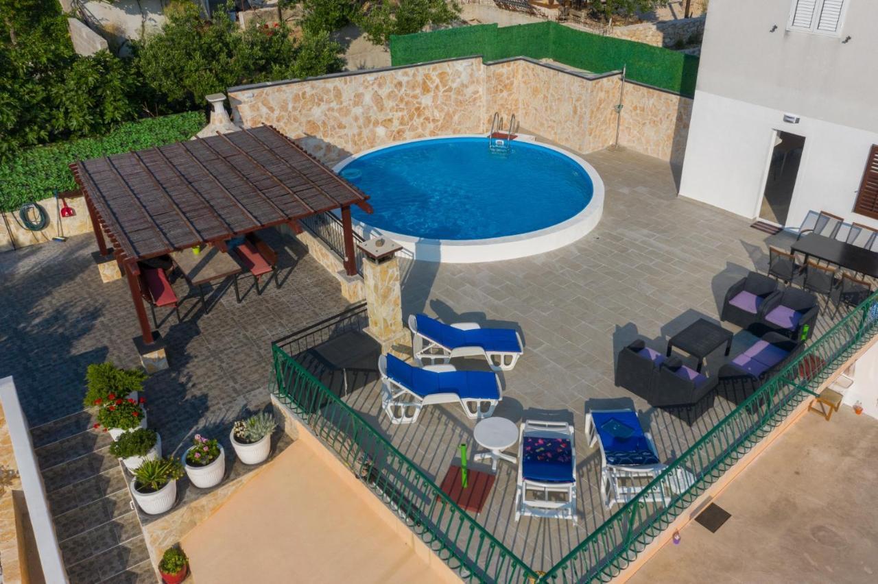 Navis Sea View Apartment With Pool Makarská Exteriér fotografie